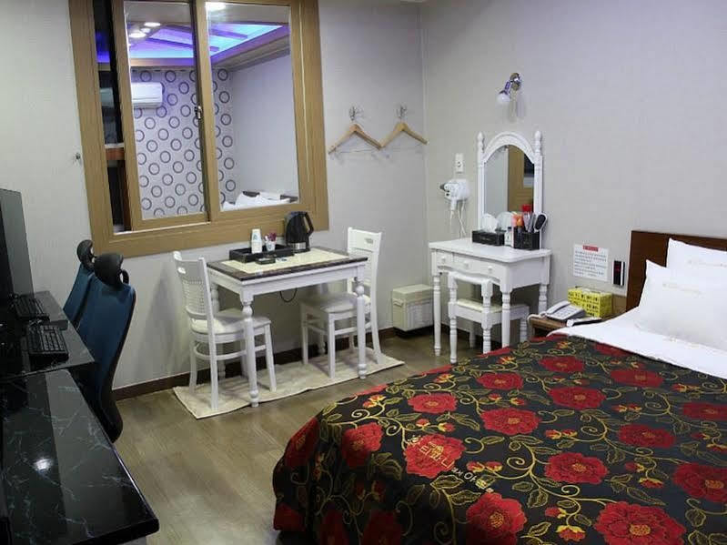 Tiffany Motel 木浦市 外观 照片