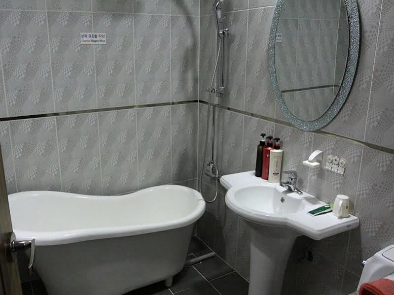 Tiffany Motel 木浦市 外观 照片